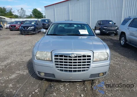 2007 Chrysler 300 Touring из США, поврежденный, VIN 2C3KA53G87H759422